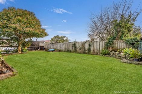 Photo of property in 2 Warriston Avenue, Waiuku, 2123