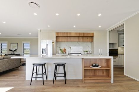 Photo of property in 80 Ewen Place, Karaka, Papakura, 2580