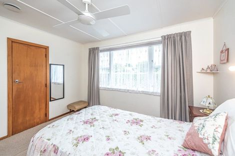 Photo of property in 2 Borlase Place, Aramoho, Whanganui, 4500