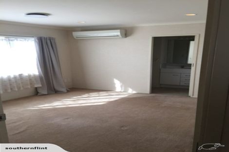 Photo of property in 17 Emmerdale Avenue, Papakura, 2110