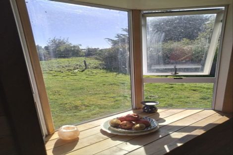 Photo of property in 3 Morton Street, Tuatapere, 9620