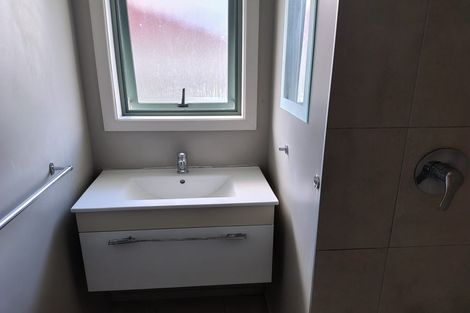 Photo of property in 2 Puweto Street, Selwyn Heights, Rotorua, 3015