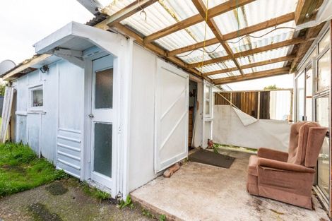 Photo of property in 21 Atkinson Street, Woodville, 4920