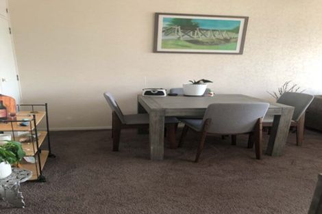 Photo of property in 2 The Promenade, Takapuna, Auckland, 0622