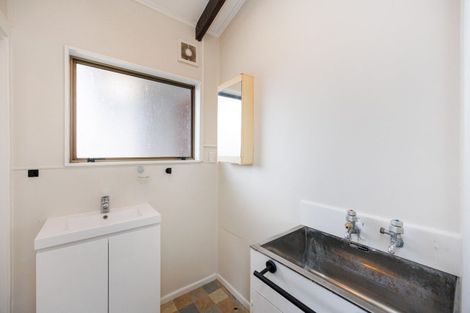 Photo of property in 14 Cousins Avenue West, Foxton Beach, Foxton, 4815