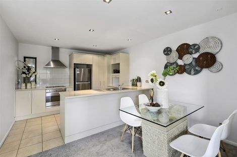 Photo of property in 5/7 The Avenue, Albany, Auckland, 0632