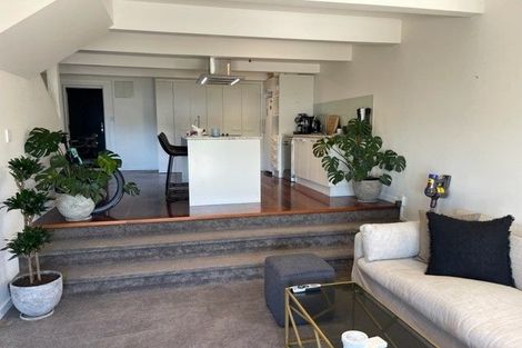 Photo of property in 1/38 Kitchener Road, Milford, Auckland, 0620