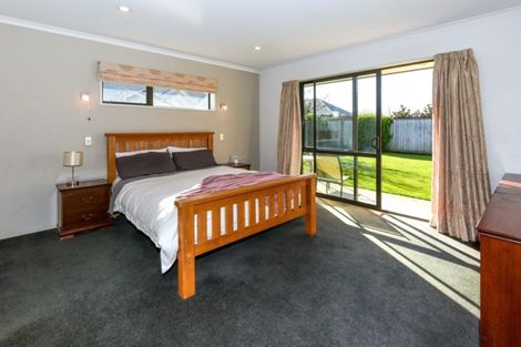 Photo of property in 27 Jarnac Boulevard, Yaldhurst, Christchurch, 8042
