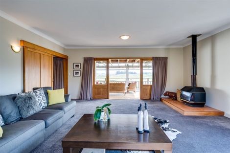 Photo of property in 295 Kawera Road, Pukehamoamoa, Hastings, 4179