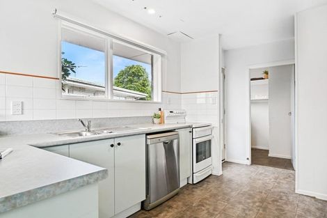 Photo of property in 92 Hay Street, Bromley, Christchurch, 8062