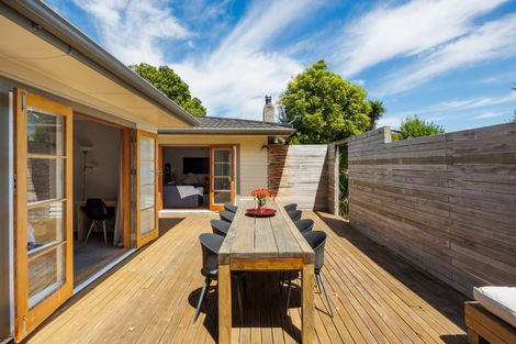 Photo of property in 67 Keeling Street, West End, Palmerston North, 4412