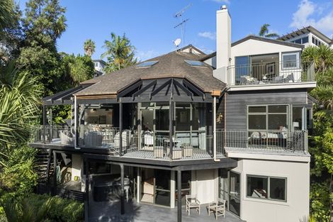 Photo of property in 116a Pah Road, Cockle Bay, Auckland, 2014