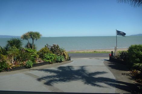 Photo of property in 304 Thames Coast Sh25 Road, Thornton Bay, Thames, 3575