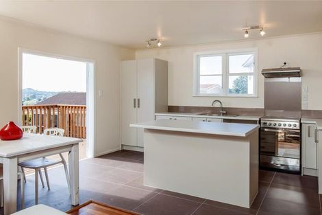 Photo of property in 64 Ernie Pinches Street, Wesley, Auckland, 1041