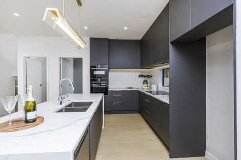 Photo of property in 591c East Coast Road, Browns Bay, Auckland, 0632