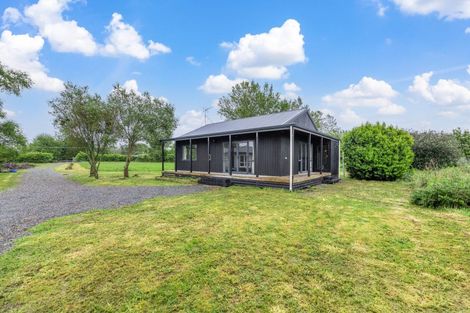 Photo of property in 16 Eureka Road, Eureka, Hamilton, 3287