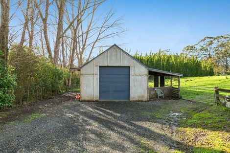 Photo of property in 11 Pineview Lane, Helensville, 0875