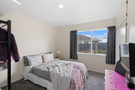 Photo of property in 34 Arcon Drive, Broomfield, Christchurch, 8042