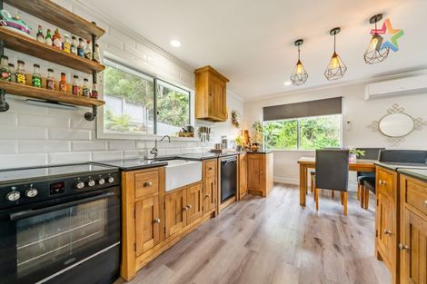 Photo of property in 23 Rintoul Grove, Stokes Valley, Lower Hutt, 5019