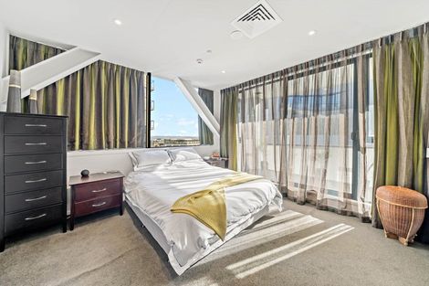 Photo of property in 9c/2 Saint Martins Lane, Grafton, Auckland, 1010