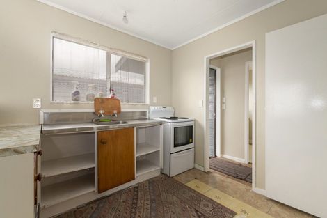 Photo of property in 2 Tania Crescent, Western Heights, Rotorua, 3015