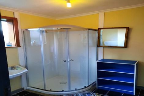 Photo of property in 9 Seaview Terrace, Northland, Wellington, 6012