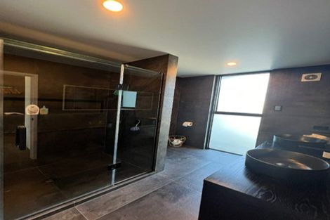 Photo of property in 11b Montgomery Avenue, Rothesay Bay, Auckland, 0630