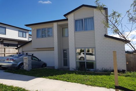 Photo of property in 3 Veneta Close, Flat Bush, Auckland, 2019