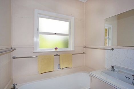 Photo of property in 1a Prospect Terrace, Pukekohe, 2120