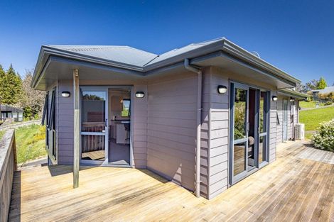 Photo of property in 6 Kowhai Heights, Ohakune, 4625