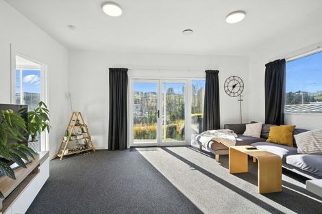 Photo of property in 100 Main South Road, Green Island, Dunedin, 9018