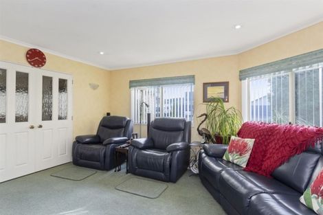 Photo of property in 151 Evans Road, Papamoa Beach, Papamoa, 3118