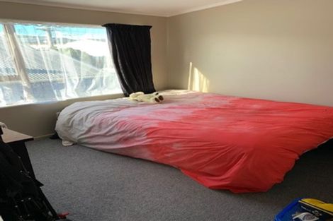 Photo of property in 3/49 Apu Crescent, Lyall Bay, Wellington, 6022