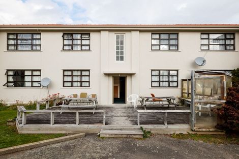 Photo of property in 553 Featherston Street, Roslyn, Palmerston North, 4414