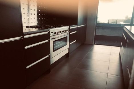 Photo of property in 79 Hastings Road, Mairangi Bay, Auckland, 0630