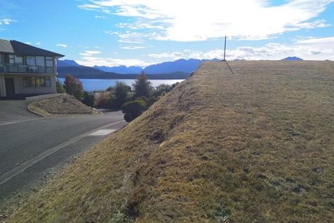 Photo of property in 19 Muriwai Drive, Manapouri, 9679