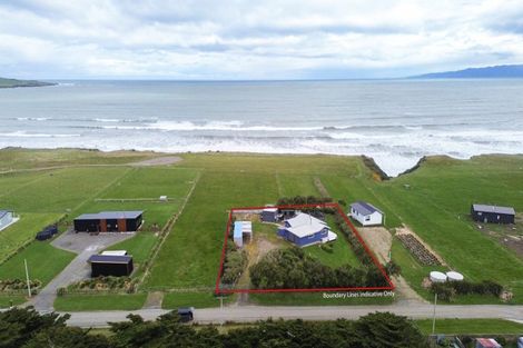 Photo of property in 15 Surrey Street, Orepuki, Riverton, 9881