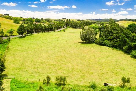 Photo of property in 6 Tavinor Road, Otaika, Whangarei, 0170