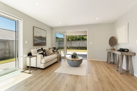Photo of property in 17 Puhirake Crescent, Pyes Pa, Tauranga, 3112
