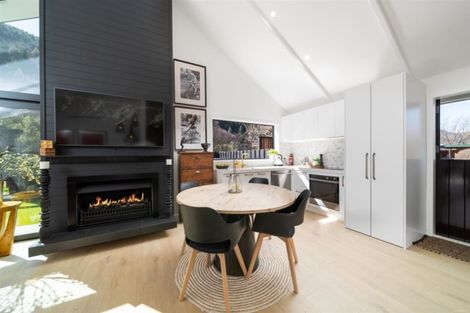 Photo of property in 27b Nairn Street, Arrowtown, 9302