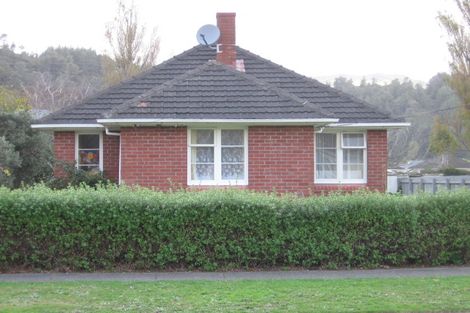 Photo of property in 126 Molesworth Street, Taita, Lower Hutt, 5011