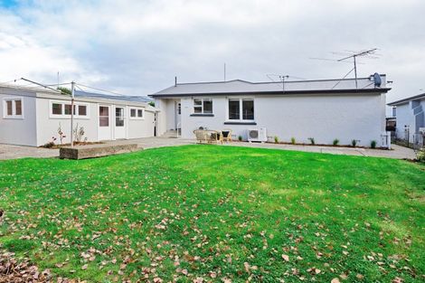 Photo of property in 765 Queens Drive, Waikiwi, Invercargill, 9810