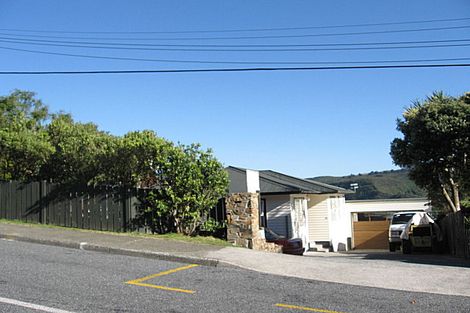 Photo of property in 28 Lord Street, Stokes Valley, Lower Hutt, 5019