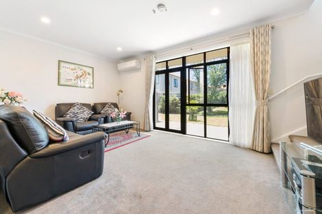 Photo of property in Tuscany Towers, 89/1 Ambrico Place, New Lynn, Auckland, 0600