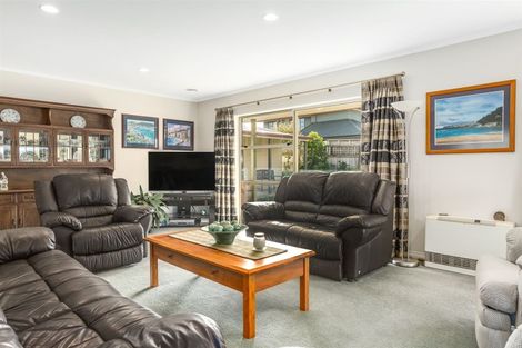 Photo of property in 63 Joseph Banks Drive, Whitby, Porirua, 5024