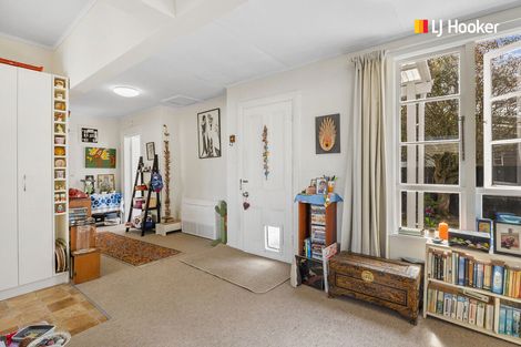 Photo of property in 23 Royal Crescent, Saint Kilda, Dunedin, 9012