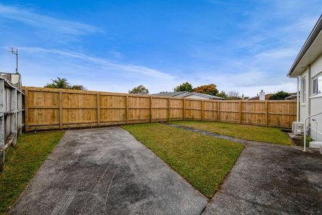 Photo of property in 7 Tarahua Road, Vogeltown, New Plymouth, 4310