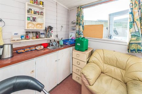 Photo of property in 64 Tawa Street, Gonville, Whanganui, 4501