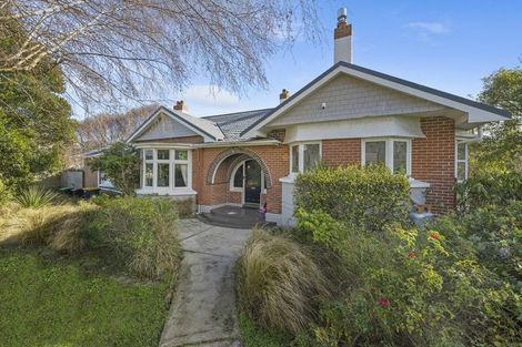 Photo of property in 20 Hargest Crescent, Saint Kilda, Dunedin, 9012