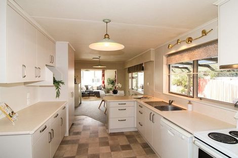 Photo of property in 78 Victoria Street, Carterton, 5713